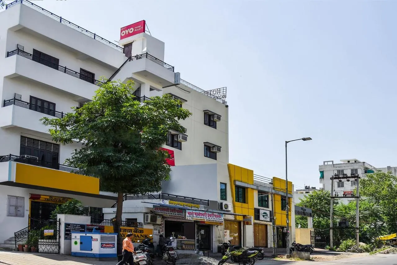 Oyo9971皇家t酒店 烏代浦 3*,  印度