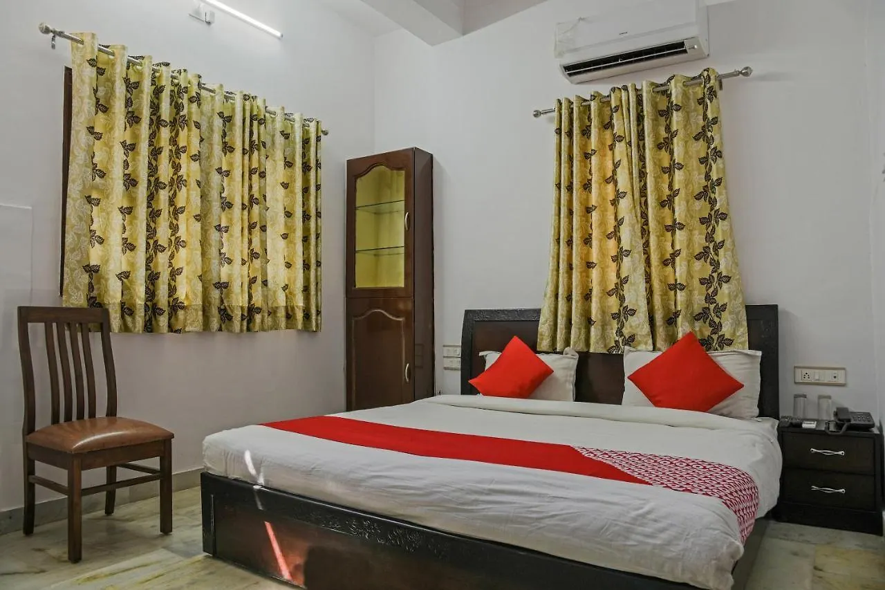 Oyo 9971 Hotel Royal T Udaipur 3*,  Indien