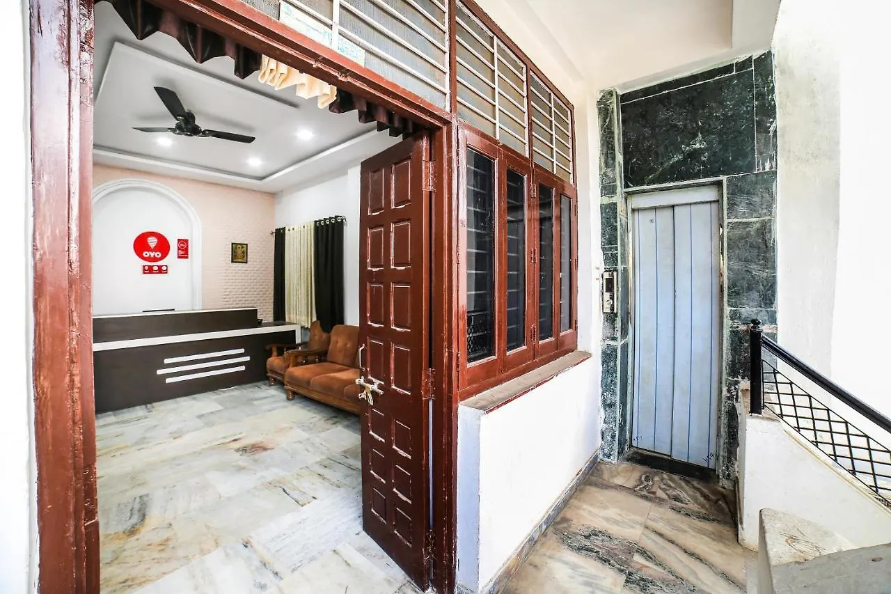 Oyo 9971 Hotel Royal T Udaipur